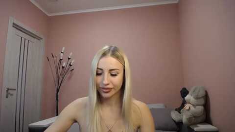 kimkalash @ myfreecams on 20231211