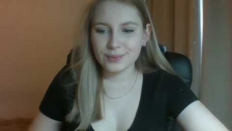 nicolehappy @ myfreecams on 20231211