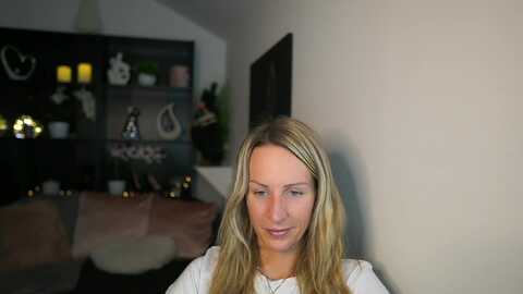 nikki__sexx__ @ myfreecams on 20231211