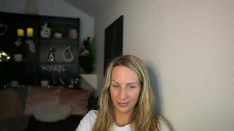 nikki__sexx__ @ myfreecams on 20231211