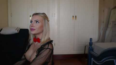 okssanna1 @ myfreecams on 20231211