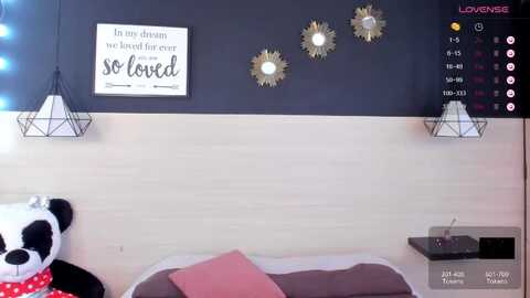 sandybenson_ @ myfreecams on 20231211