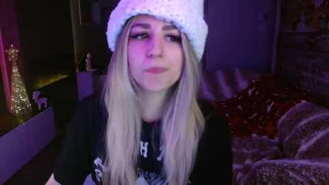 serafina @ myfreecams on 20231211