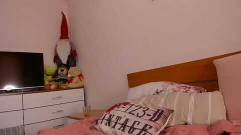 tiffany__mfc @ myfreecams on 20231211