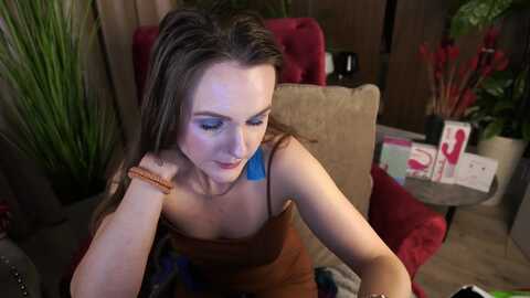 veronikaves @ myfreecams on 20231211