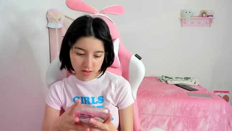 cherrycute666 @ myfreecams on 20231212
