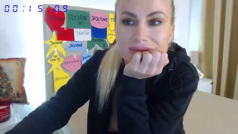 hrystina_ @ myfreecams on 20231212