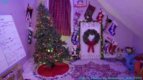s_o_p_h_i_e @ myfreecams on 20231212