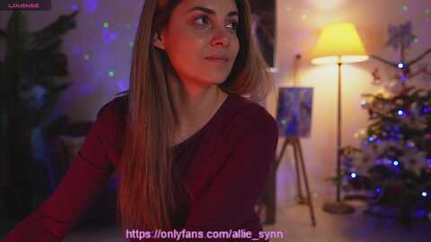 allie_synn @ myfreecams on 20231213