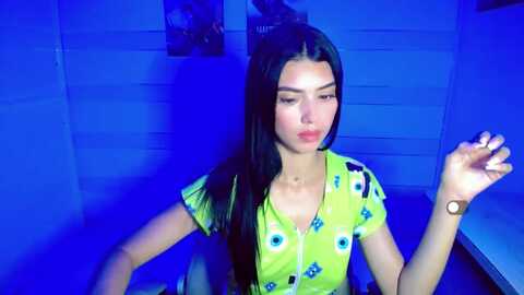 anny_smith @ myfreecams on 20231213