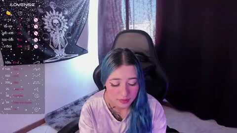 coraline226 @ myfreecams on 20231213