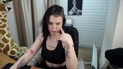 gianna_dior @ myfreecams on 20231213