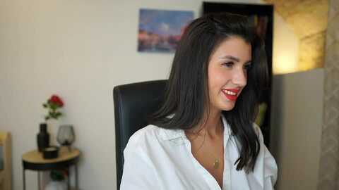julia_roca @ myfreecams on 20231213