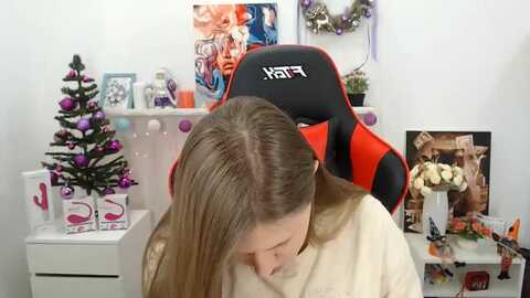 mariamolligan @ myfreecams on 20231213