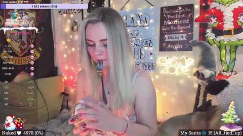 ronnie_ @ myfreecams on 20231213
