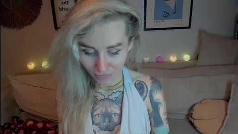 alexa_smithhh @ myfreecams on 20231214