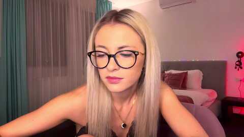 baaybee__ @ myfreecams on 20231214