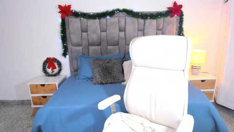 latchocolat @ myfreecams on 20231214