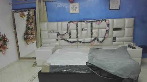 msssofia_ @ myfreecams on 20231214