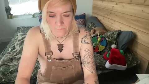 purrtymetal @ myfreecams on 20231214