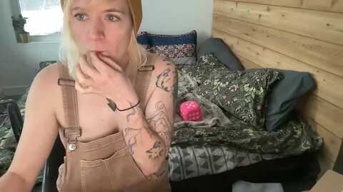 purrtymetal @ myfreecams on 20231214