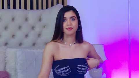 clairejenner @ myfreecams on 20231215