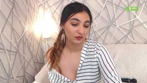 curiousleia @ myfreecams on 20231215