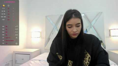 evelynowen1 @ myfreecams on 20231215