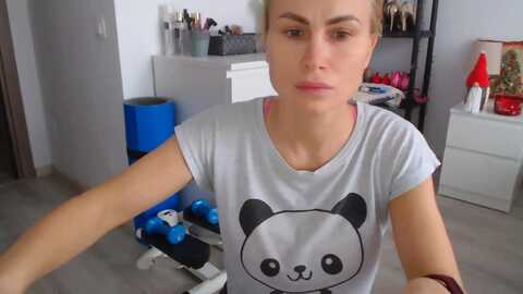 hrystina_ @ myfreecams on 20231215