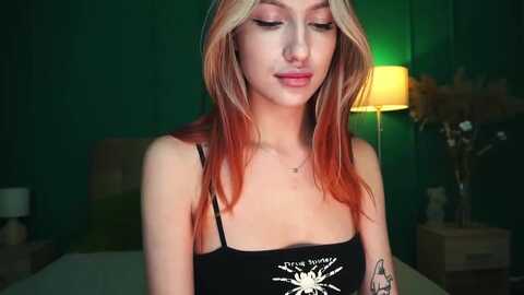 lovelygin @ myfreecams on 20231215
