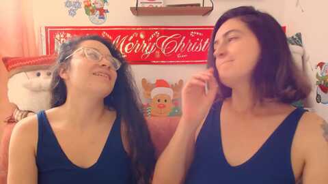 luna_venus @ myfreecams on 20231215