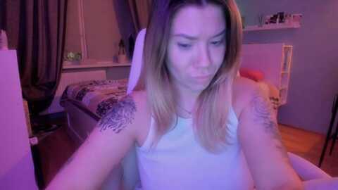 nickyblein @ myfreecams on 20231215