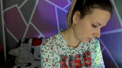 sexy_ukr @ myfreecams on 20231215