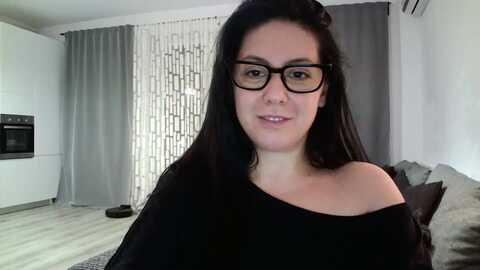 silkywoman @ myfreecams on 20231215