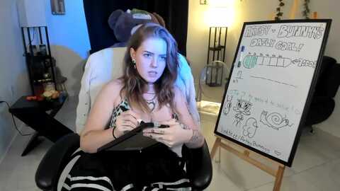 artsybunnyy @ myfreecams on 20231216