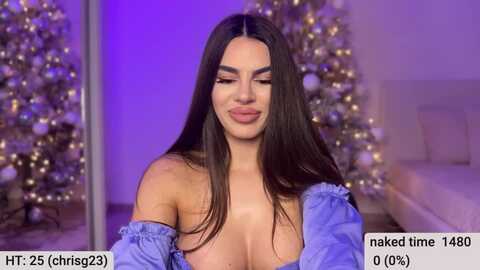 bustymiaaa @ myfreecams on 20231216