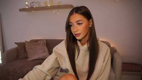 emma_ruby @ myfreecams on 20231216