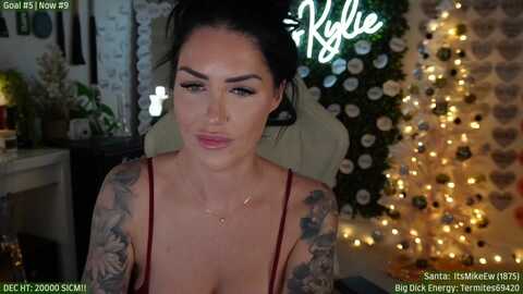 itskylieeh @ myfreecams on 20231216