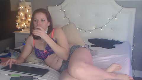 kenzisnow @ myfreecams on 20231216