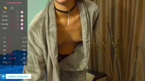 l1ttle_kiki @ myfreecams on 20231216