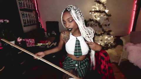 mochahoneyxox @ myfreecams on 20231216