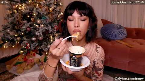 mystywaterz @ myfreecams on 20231216