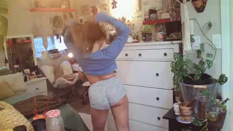 sexylexi211 @ myfreecams on 20231216