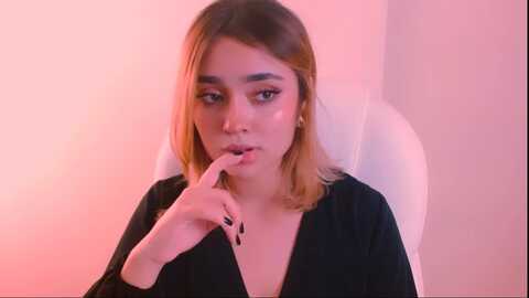 sugar_h0ney @ myfreecams on 20231216