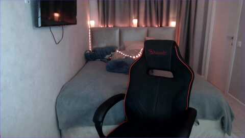 tripleprinces @ myfreecams on 20231216