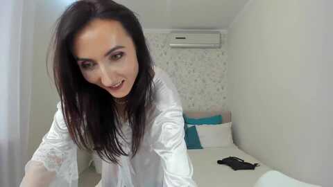 yuliya__28 @ myfreecams on 20231216