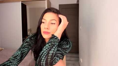 helloana @ myfreecams on 20231217