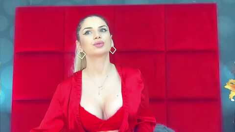 irisbella @ myfreecams on 20231217