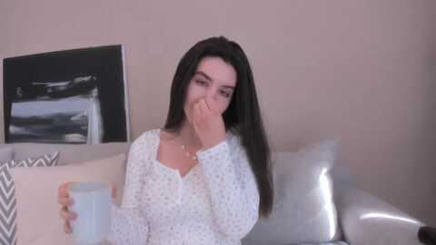 lauravega @ myfreecams on 20231217