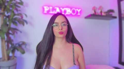 sexybabyjarel @ myfreecams on 20231217